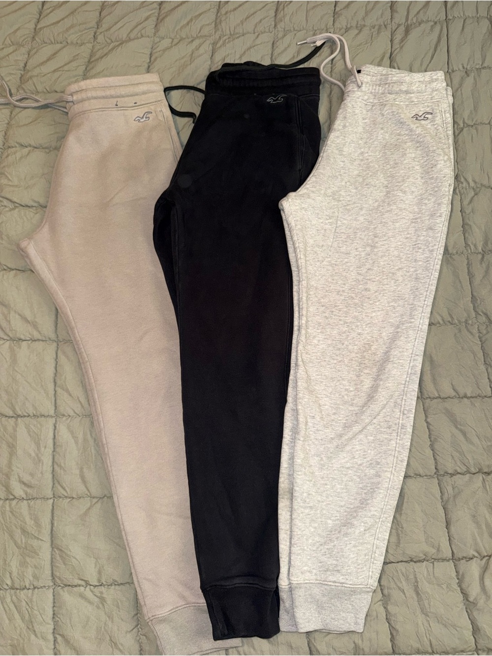 Hollister Mens Jogger Sweats - Black, Light Gray, Heather Gray Size Small EUC